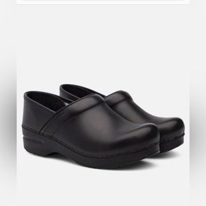 Dansko Clogs only worn a few times